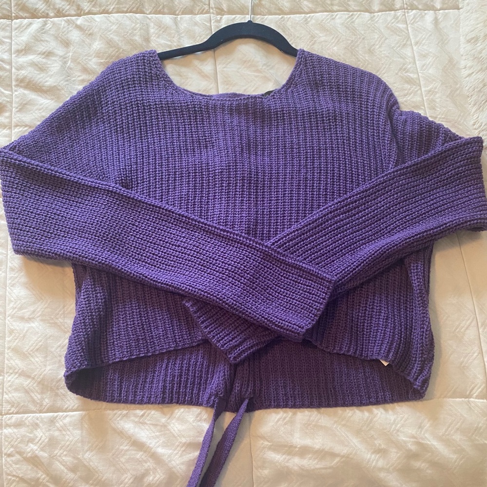 Cute F21 purple sweatef